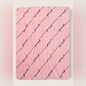 Victoria’s Secret Cozy Plush Blanket NWT